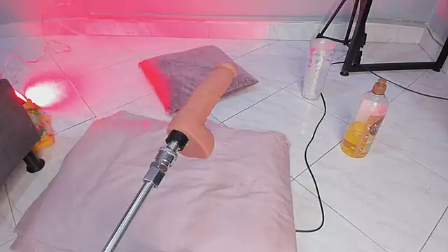 Melissa 23  online show from January 2026 08:12:01 PM