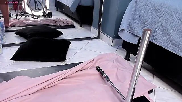 Melissa 23  online show from February 2026 11:43:02 AM