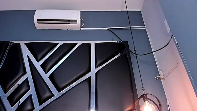 Melissa 23  online show from February 2026 11:39:02 AM