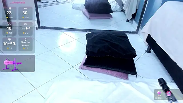 Melissa 23  online show from April 2026 11:33:02 AM