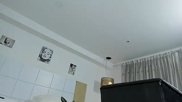 ElectraRhodes1 online show from November 2025 09:48:02 PM