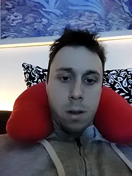 Snapshot of Cazzettostorto99 chatting on February 2025 08:53:02 PM Cazzettostorto99 online show from February 2025 08:53:02 PM