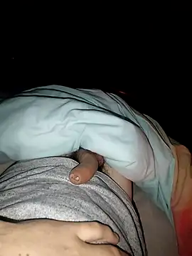 Snapshot of Cazzettostorto99 chatting on November 2025 11:16:02 PM Cazzettostorto99 online show from November 2025 11:16:02 PM