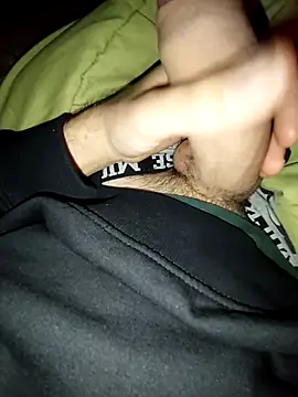 Snapshot of Cazzettostorto99 chatting on October 2025 10:32:02 PM Cazzettostorto99 online show from October 2025 10:32:02 PM