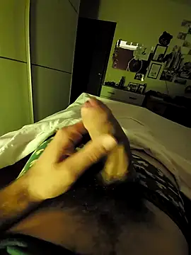 Snapshot of Cazzettostorto99 chatting on September 2025 12:21:01 AM Cazzettostorto99 online show from September 2025 12:21:01 AM