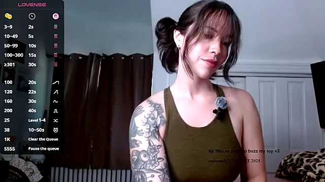 Snapshot of autumnb712 chatting on September 2025 04:03:01 PM autumnb712 online show from September 2025 04:03:01 PM