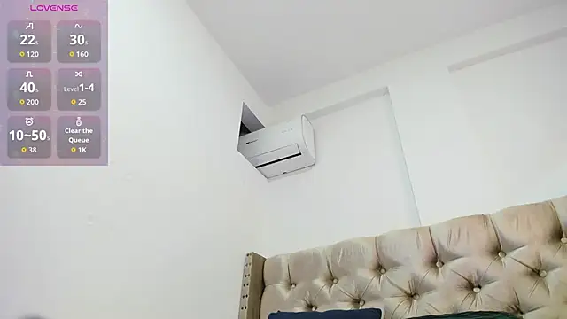 ArianaaGrace online show from February 2026 07:47:01 PM