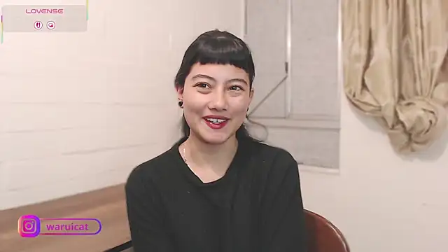 Snapshot of Laury_uri chatting on February 2026 12:31:02 AM Laury uri online show from February 2026 12:31:02 AM