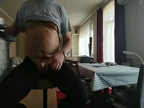 Snajperbaba online show from April 2026 04:38:02 PM