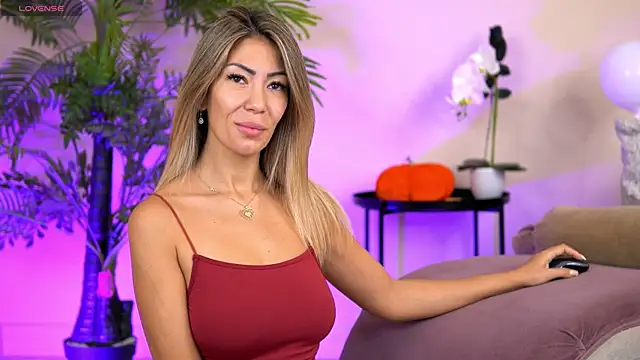 SophiaPotts online show from November 2025 03:54:01 AM