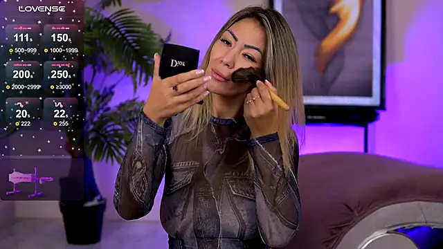 SophiaPotts online show from November 2025 03:54:01 AM