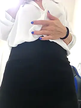 Melody73 online show from December 2025 04:11:02 PM