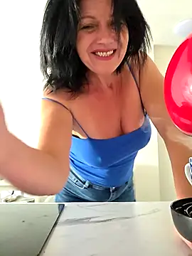 Melody73 online show from February 2026 10:39:02 AM