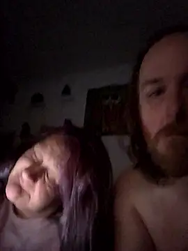 SpnzTnT online show from January 2026 03:43:02 AM