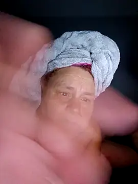 SpnzTnT online show from September 2025 03:51:01 AM