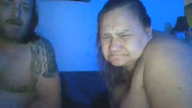 SpnzTnT online show from November 2025 02:23:01 AM