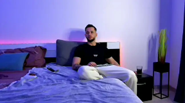 nicholasX1 online show from March 2025 01:03:02 AM