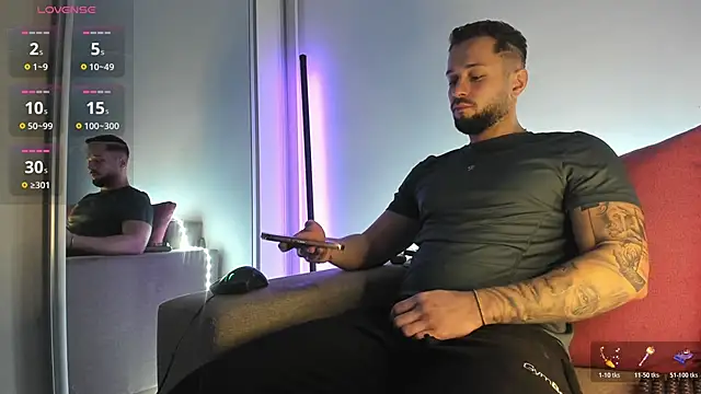 nicholasX1 online show from April 2026 07:51:01 PM