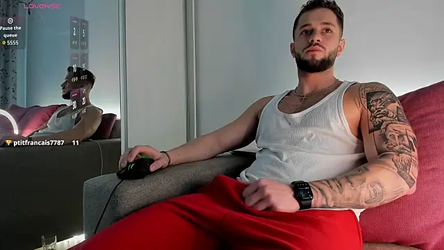 nicholasX1 online show from November 2025 08:14:01 AM