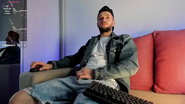 nicholasX1 online show from September 2025 12:44:02 PM