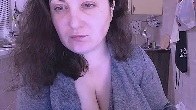 SoftLia online show from October 2025 11:49:02 PM