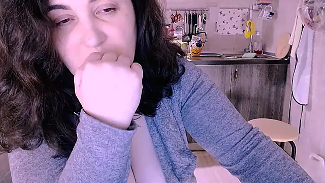 SoftLia online show from October 2025 01:15:02 AM