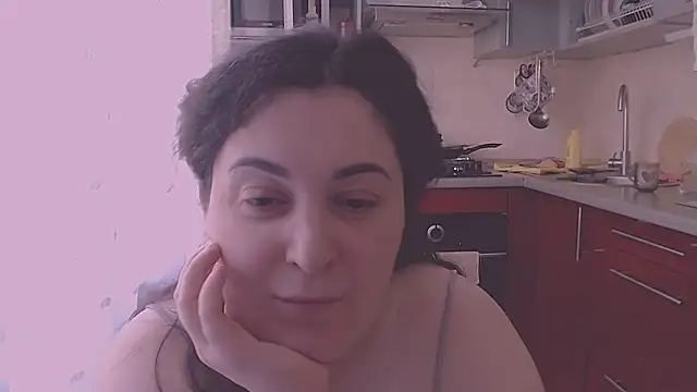 Snapshot of SoftLia chatting on June 2026 04:13:01 PM SoftLia online show from June 2026 04:13:01 PM