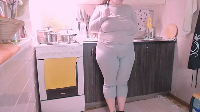 SoftLia online show from February 2025 07:32:01 PM