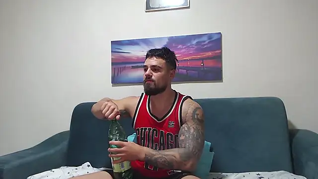 Tiberius hunk online show from October 2025 07:55:02 AM
