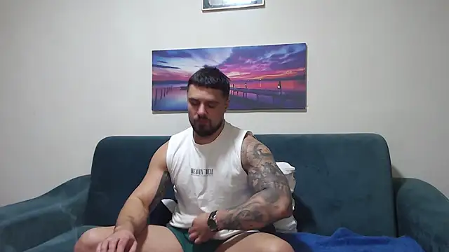 Snapshot of Tiberius_hunk chatting on November 2025 06:01:01 PM Tiberius hunk online show from November 2025 06:01:01 PM