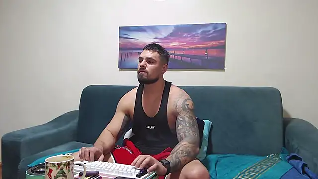 Tiberius hunk online show from January 2026 07:48:01 AM