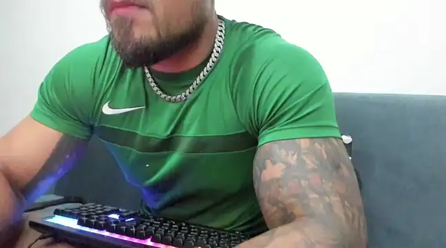 Tiberius hunk online show from March 2025 09:32:02 PM
