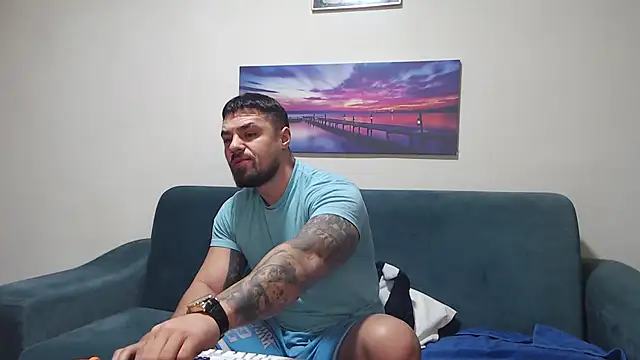 Snapshot of Tiberius_hunk chatting on December 2025 06:34:02 AM Tiberius hunk online show from December 2025 06:34:02 AM