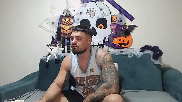 Snapshot of Tiberius_hunk chatting on October 2025 07:07:01 AM Tiberius hunk online show from October 2025 07:07:01 AM