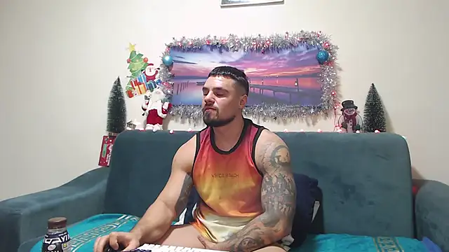 Tiberius hunk online show from December 2025 06:13:01 AM