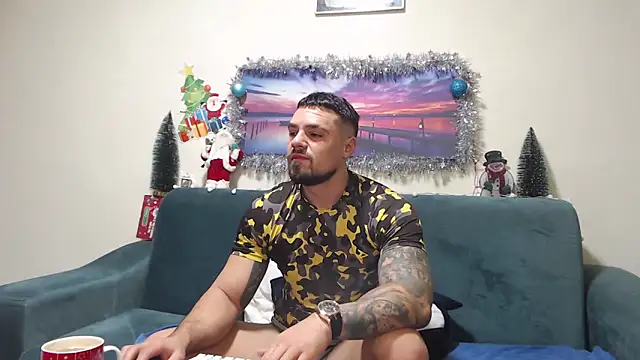 Tiberius hunk online show from December 2025 09:34:02 AM