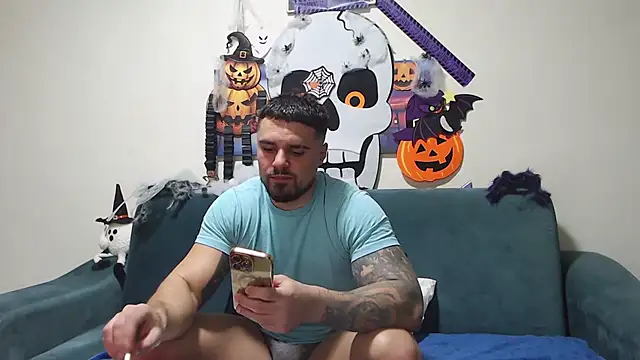 Snapshot of Tiberius_hunk chatting on November 2025 01:58:02 PM Tiberius hunk online show from November 2025 01:58:02 PM