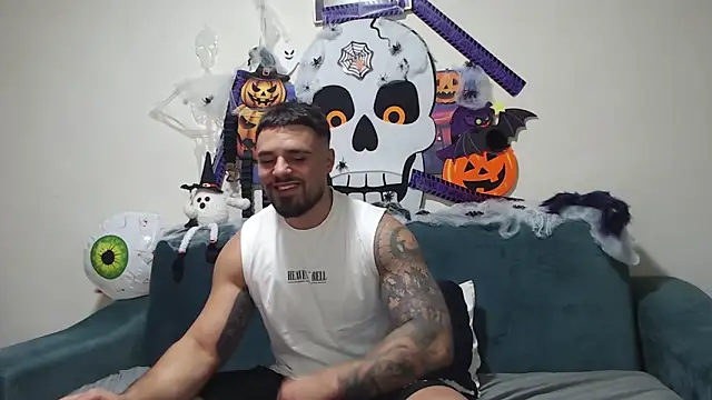 Snapshot of Tiberius_hunk chatting on October 2025 04:51:01 PM Tiberius hunk online show from October 2025 04:51:01 PM