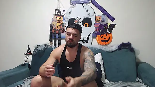 Snapshot of Tiberius_hunk chatting on November 2025 11:57:01 AM Tiberius hunk online show from November 2025 11:57:01 AM