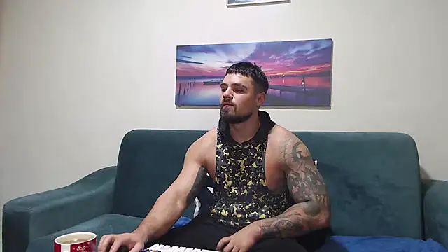 Tiberius hunk online show from December 2025 05:56:02 AM