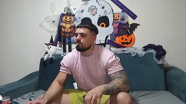 Snapshot of Tiberius_hunk chatting on October 2025 02:04:01 PM Tiberius hunk online show from October 2025 02:04:01 PM