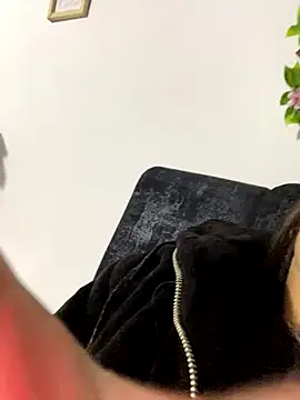 sofia 23x online show from October 2025 12:50:01 PM