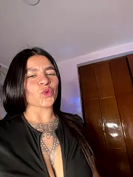 sofia 23x online show from September 2025 08:41:01 PM