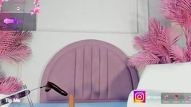 Hanaahquinn online show from February 2026 12:05:02 PM