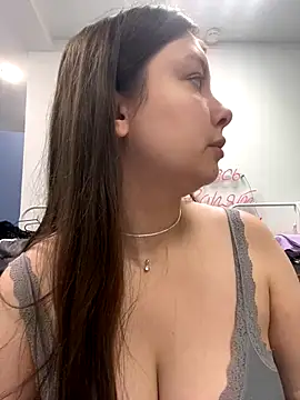 Snapshot of HannaJohnson chatting on October 2025 06:37:02 AM HannaJohnson online show from October 2025 06:37:02 AM