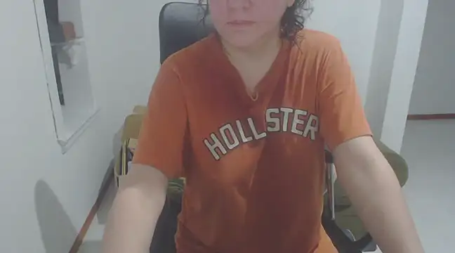 Snapshot of CrazzyJuana chatting on March 2025 01:37:01 AM CrazzyJuana online show from March 2025 01:37:01 AM