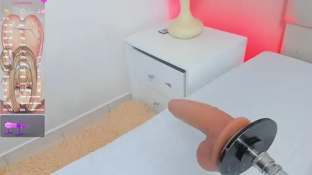 Snapshot of Maye_U chatting on October 2025 07:28:01 PM Maye U online show from October 2025 07:28:01 PM