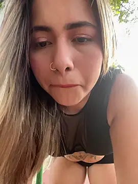 lunaxxx 69 online show from December 2025 10:37:01 PM