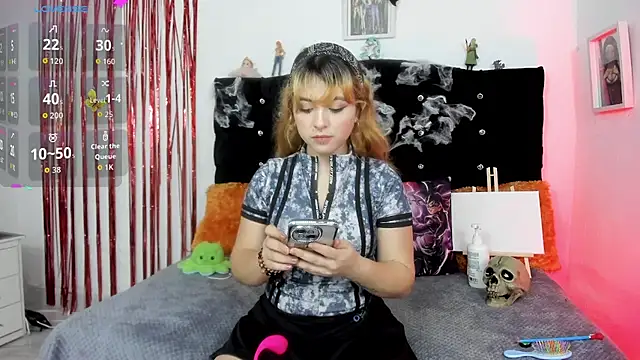 young jung online show from October 2025 01:18:01 AM