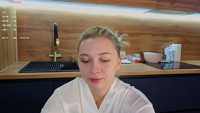 christie luv online show from January 2026 01:36:01 PM